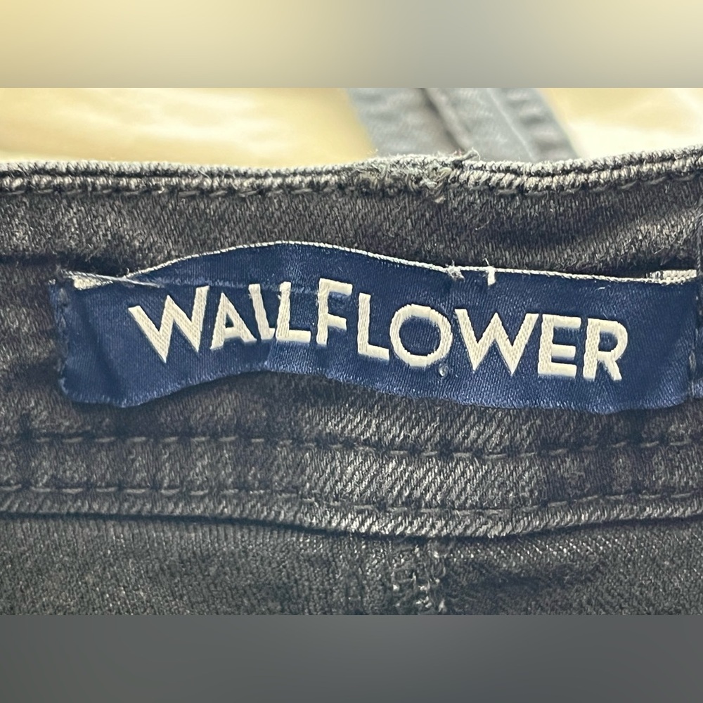 Wallflower Black Shorts Overalls - Picture 9 of 9